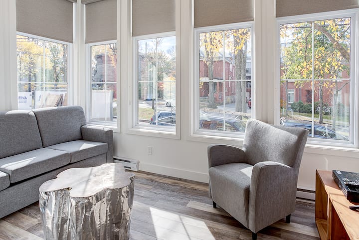 Loft Urbain Et Historique Sur Grande-allée - Quebec City