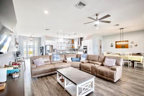 Stylish & Modern Lakefront Retreat w/ Pool & Dock!