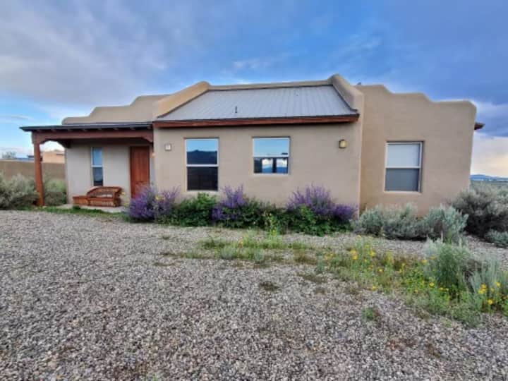 Southwestern Home W/360 Mtn View - Arroyo Seco, NM