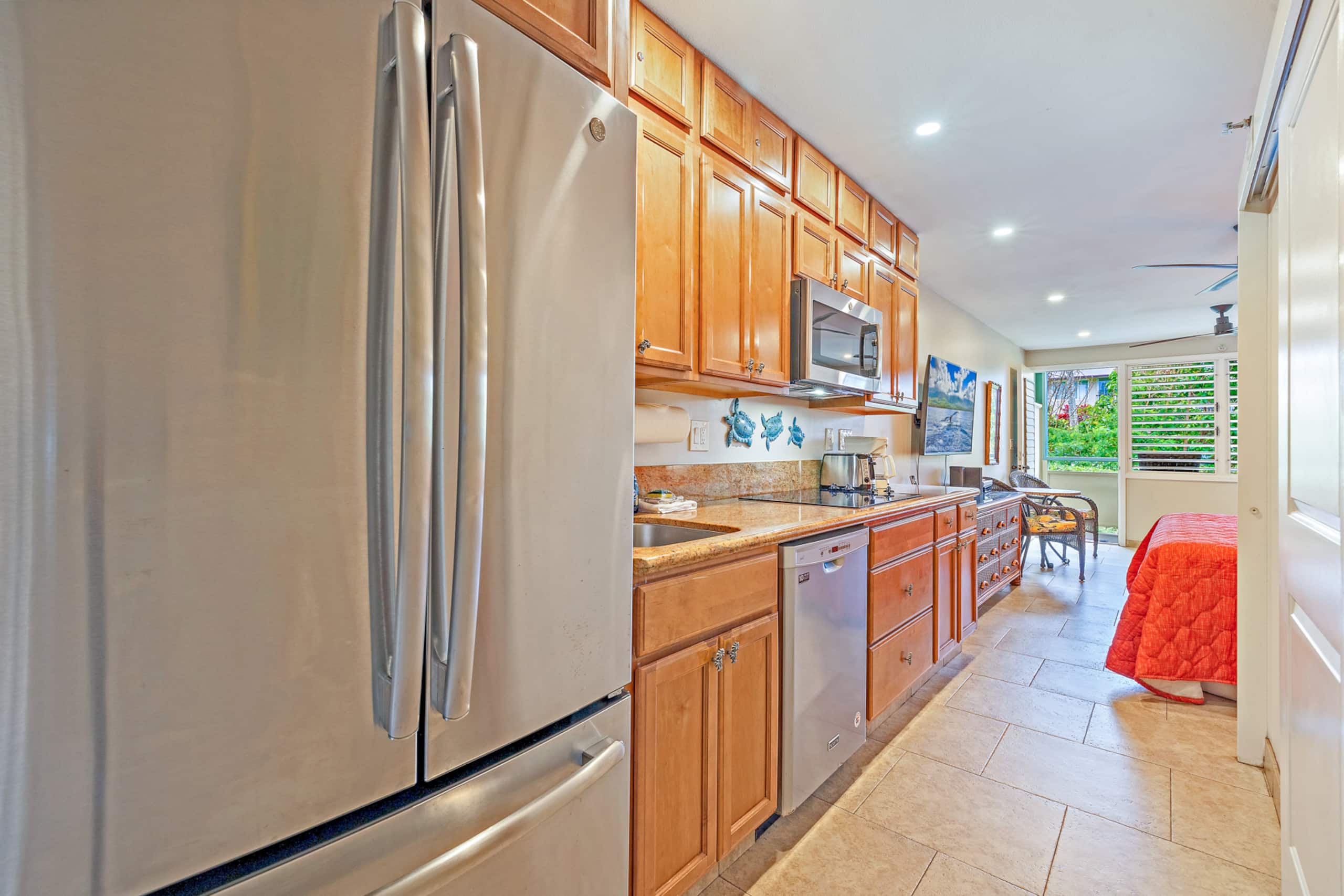 Condo in Lahaina · ★5.0 · Studio · 2 beds · 1 bath - Image 7
