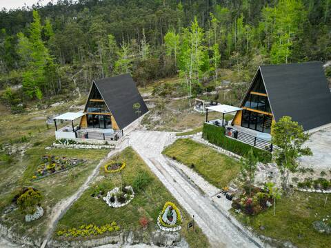 Cozy cabins with hot water jacuzzi