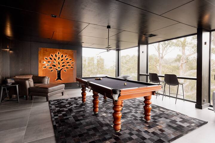 Boxwood V01A – 4BR w/ Cinema + Poolroom gallery image 2