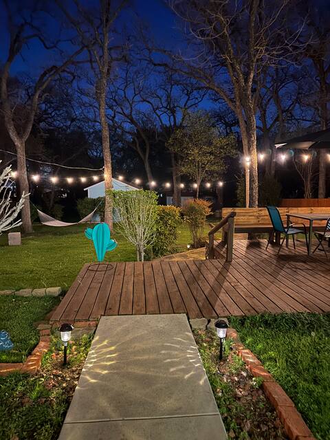 Fort Worth Backyard Oasis!