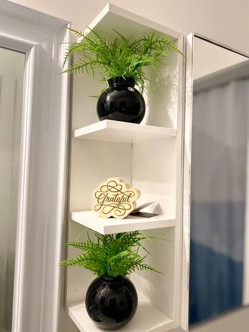 Beautiful Vancouver Special Home gallery image 3