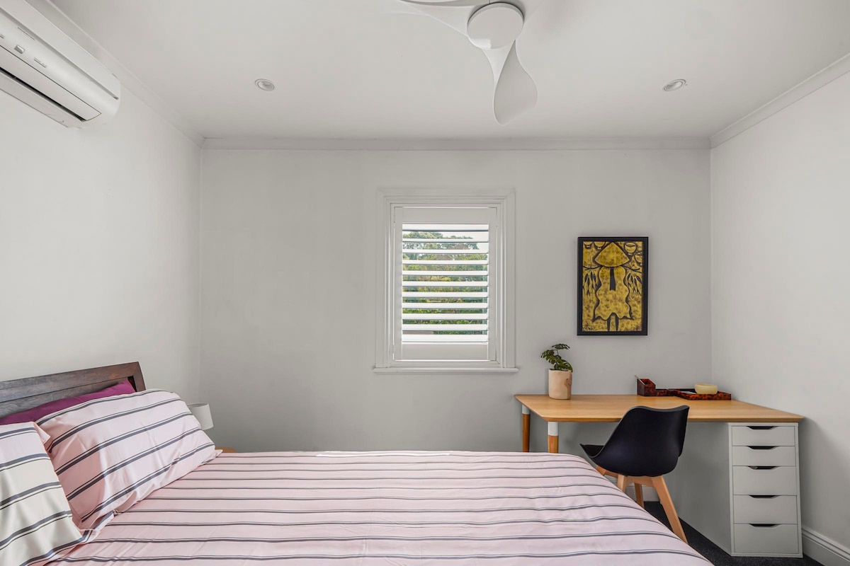 Shtrojat dhe shtrojat luksoze ofrohen për qëndrimin tënd.