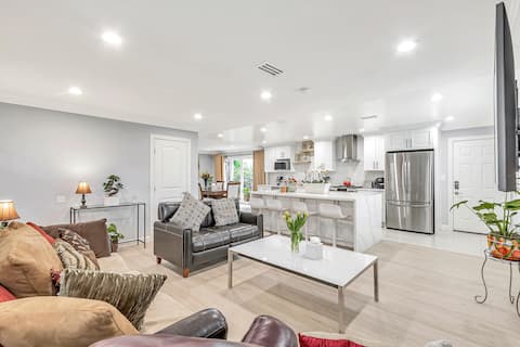 Successful Airbnb property: A cozy, newer house Santa Clara, centrally located in Santa Clara