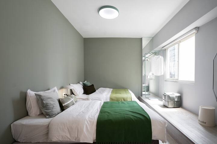 *The House｜9床5衛｜電梯大樓｜落地窗陽台｜捷運中山站｜中山商圈｜2-16P gallery image 2