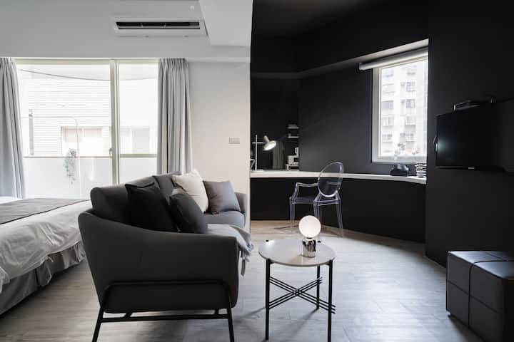*The House｜9床5衛｜電梯大樓｜落地窗陽台｜捷運中山站｜中山商圈｜2-16p - Taipei