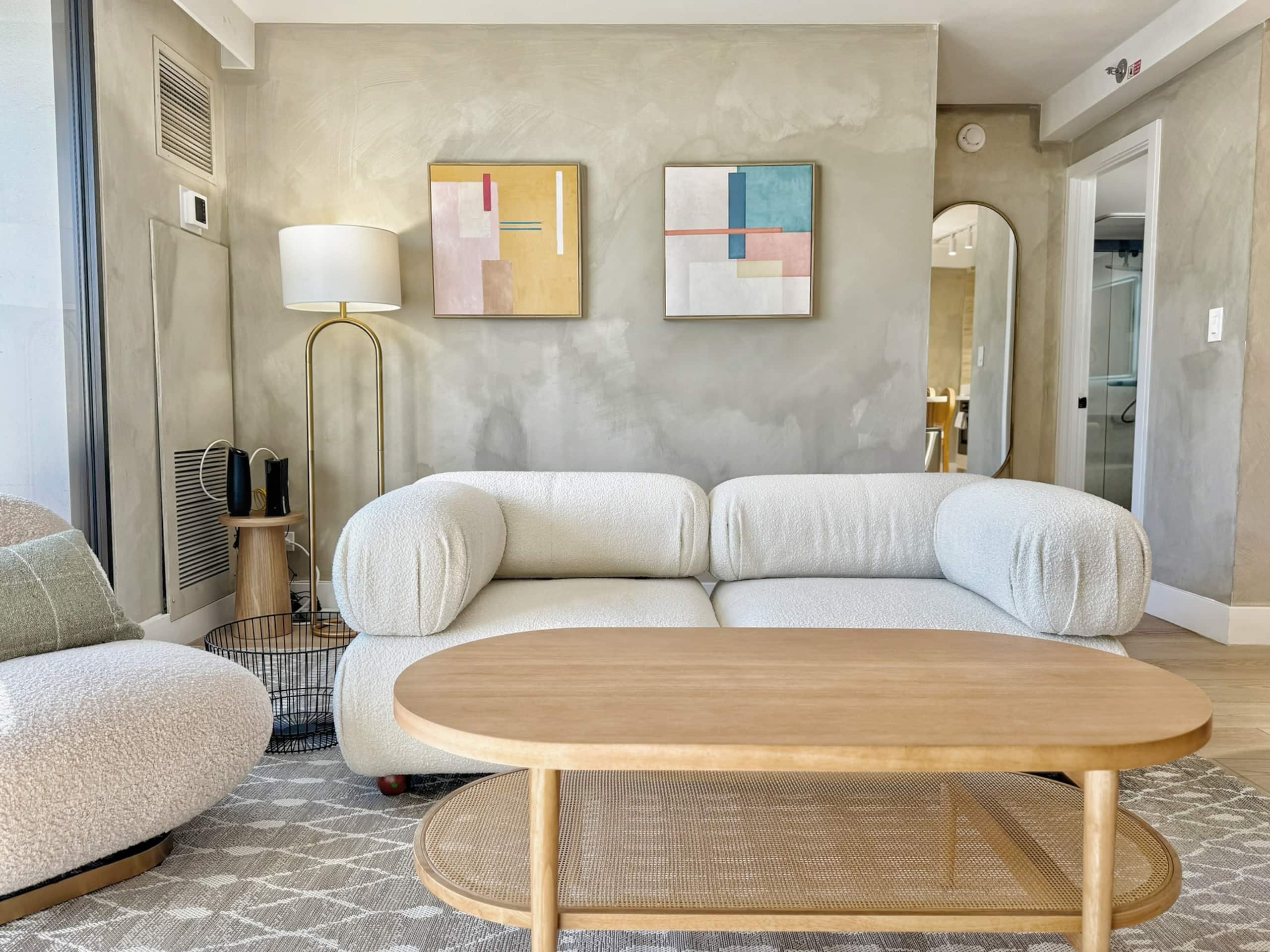 *Close to Beach Modern 1BR in Waikiki w/Parking* - Image 7