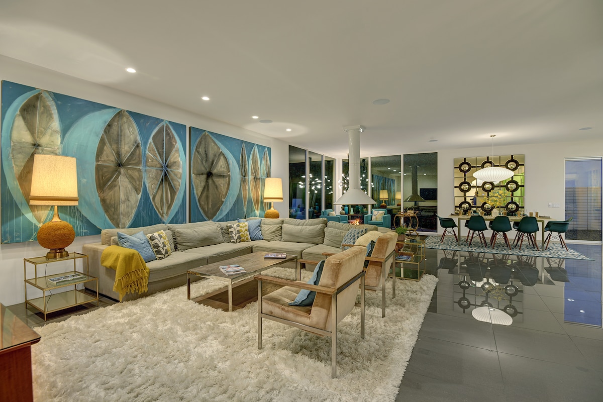 Twin Palms House — view 4