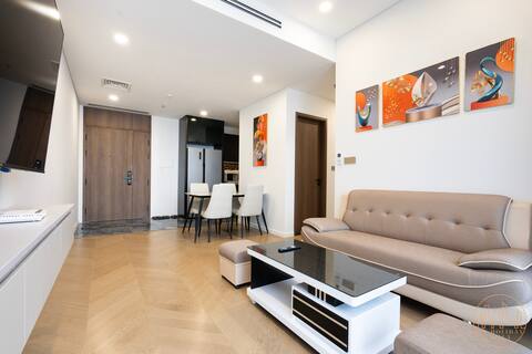 KN Holiday in Lumiere Riverside & Airport Service