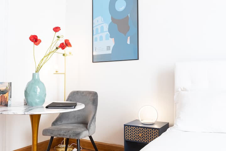 Spanish Steps Exclusive Apartment gallery image 5