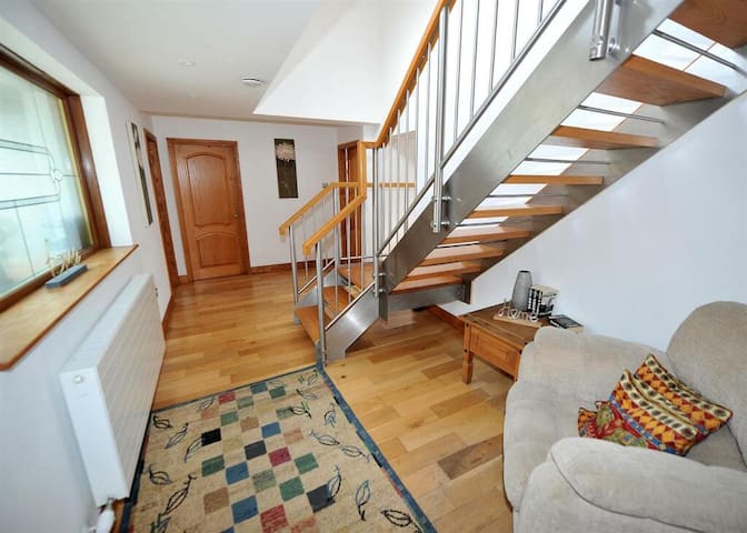 Elmholme House gallery image 5