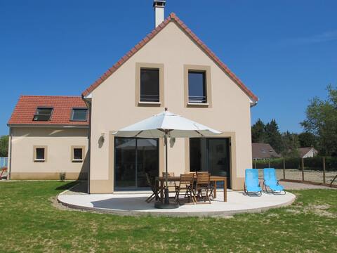 New house 14p. beach and bays