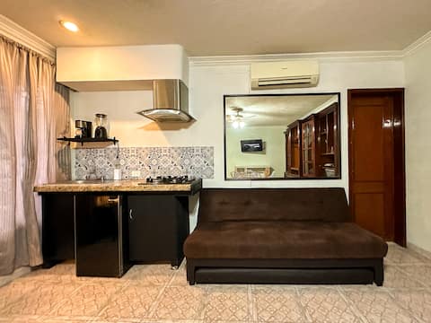 Top Airbnb: Cozy studio para 3 personas en chuburna - loft eta in Ampliación Plan De Ayala