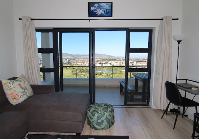 Knightsbridge Luxury Apartment Century City – CTLS gallery image 3