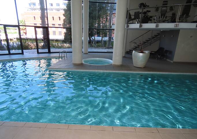 Knightsbridge Luxury Apartment Century City – CTLS gallery image 5