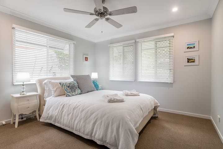 BirdSong Yeronga – Peaceful & Quiet near City