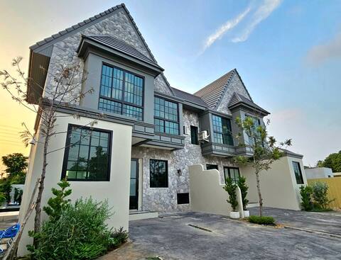 BT2-Brittany Pool Villa-Pattaya