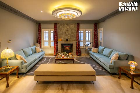 4BR@ Bungalow w/CentralHeating ScenicView Srinagar