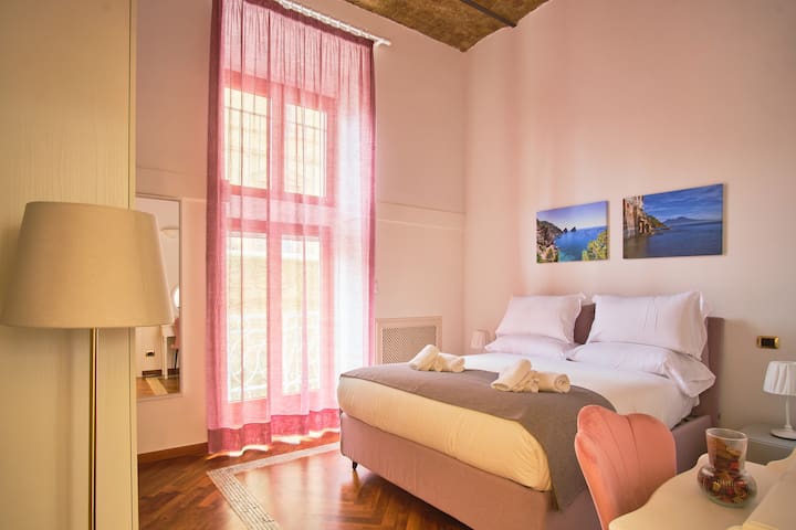 Pink Star Napoli Luxury Apartment (Napoli Chiaia)