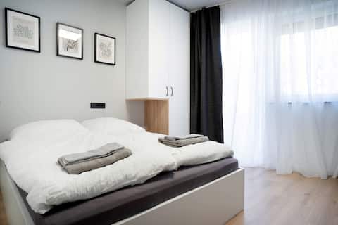 Modern apartment*balcony*kitchen*Wi-Fi*home2share