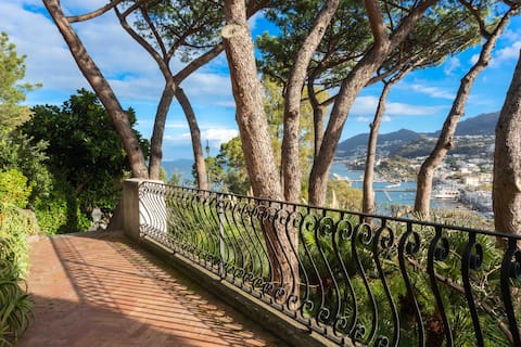 VILLA Le Pagine Bianche_Terrace with sea view