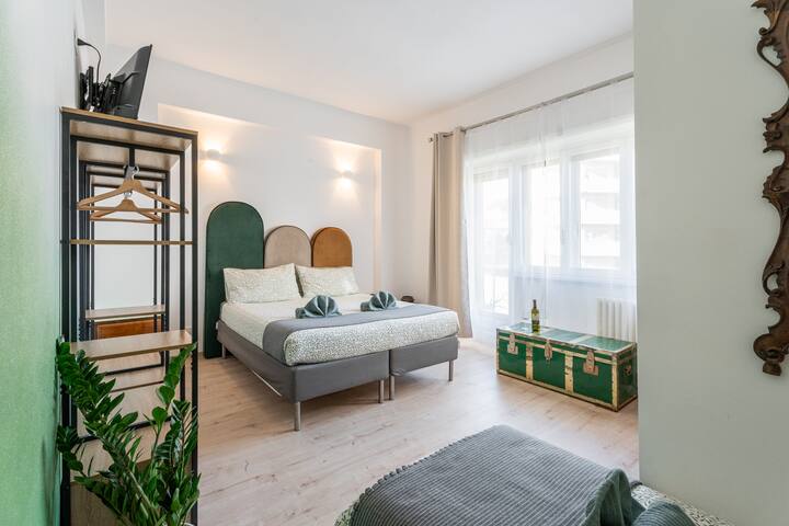 A4&5| Vatican Aurelio – Suite – 4 pax gallery image 5