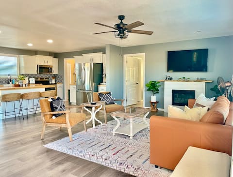 Successful Airbnb property: Starry Night Stay - 30 min to South Grand Canyon in Valle