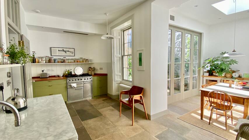 Artists Townhouse gallery image 4