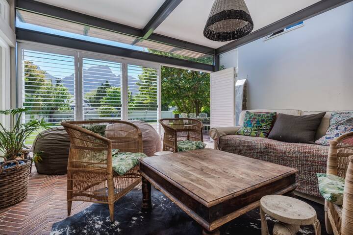 Kilara Mountain view gallery image 3