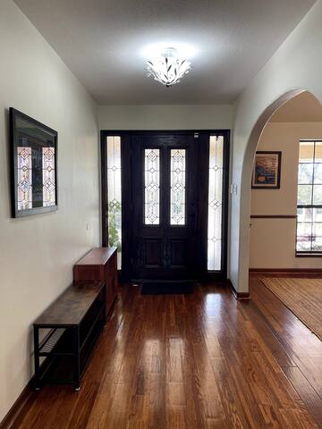 Austin Hill Country Vacation Home – Pool, Big Yard gallery image 5