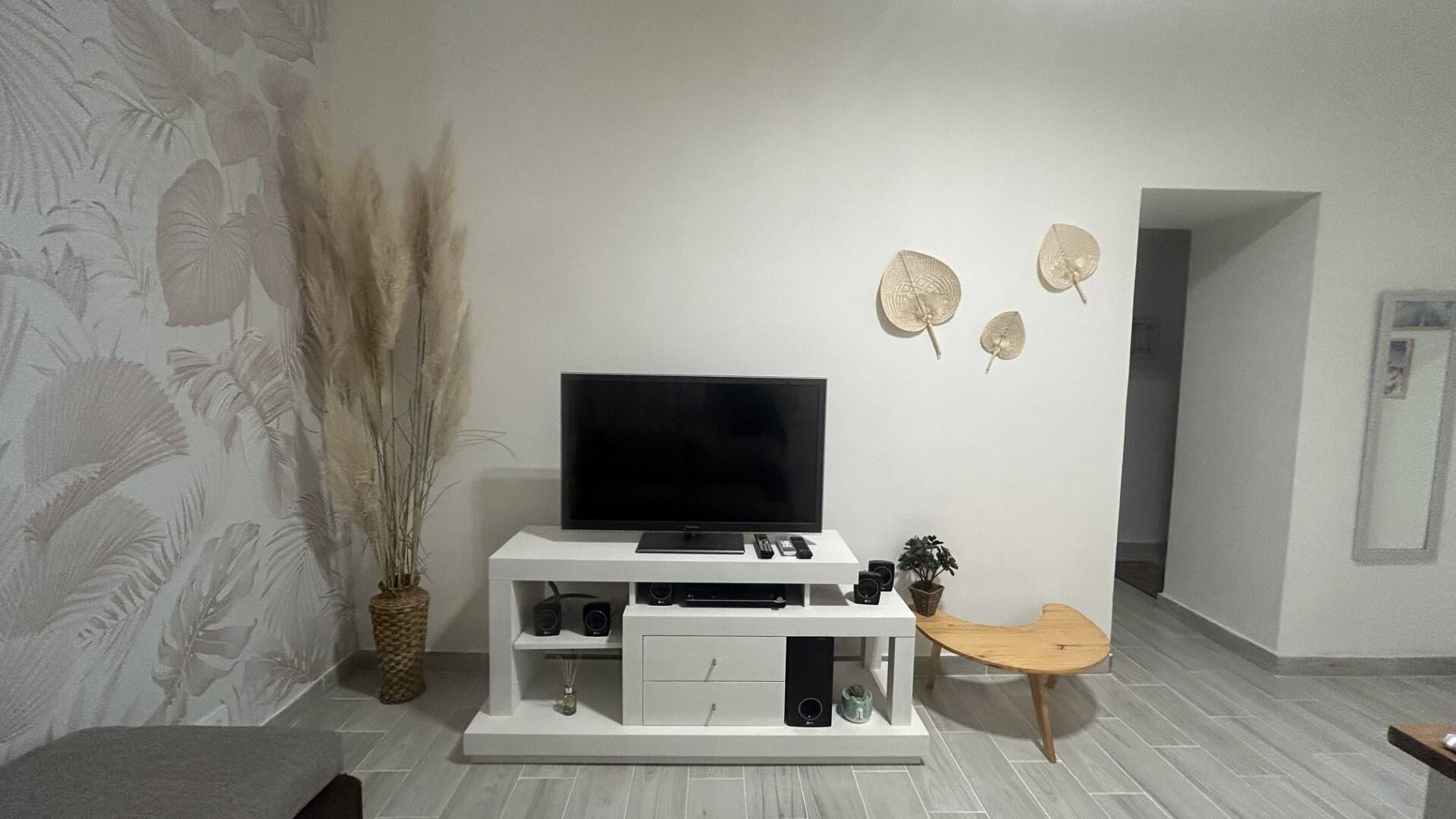 Two-bedroom apartment in Flores