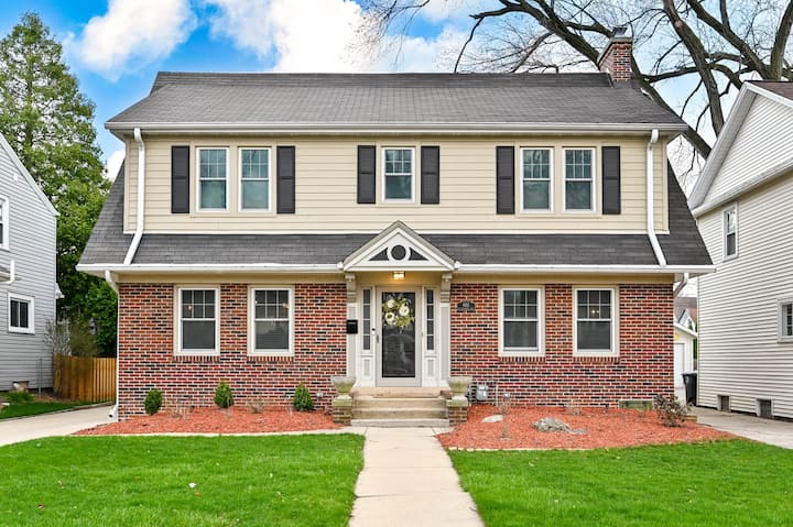 Welcome Home! - Brookfield, WI