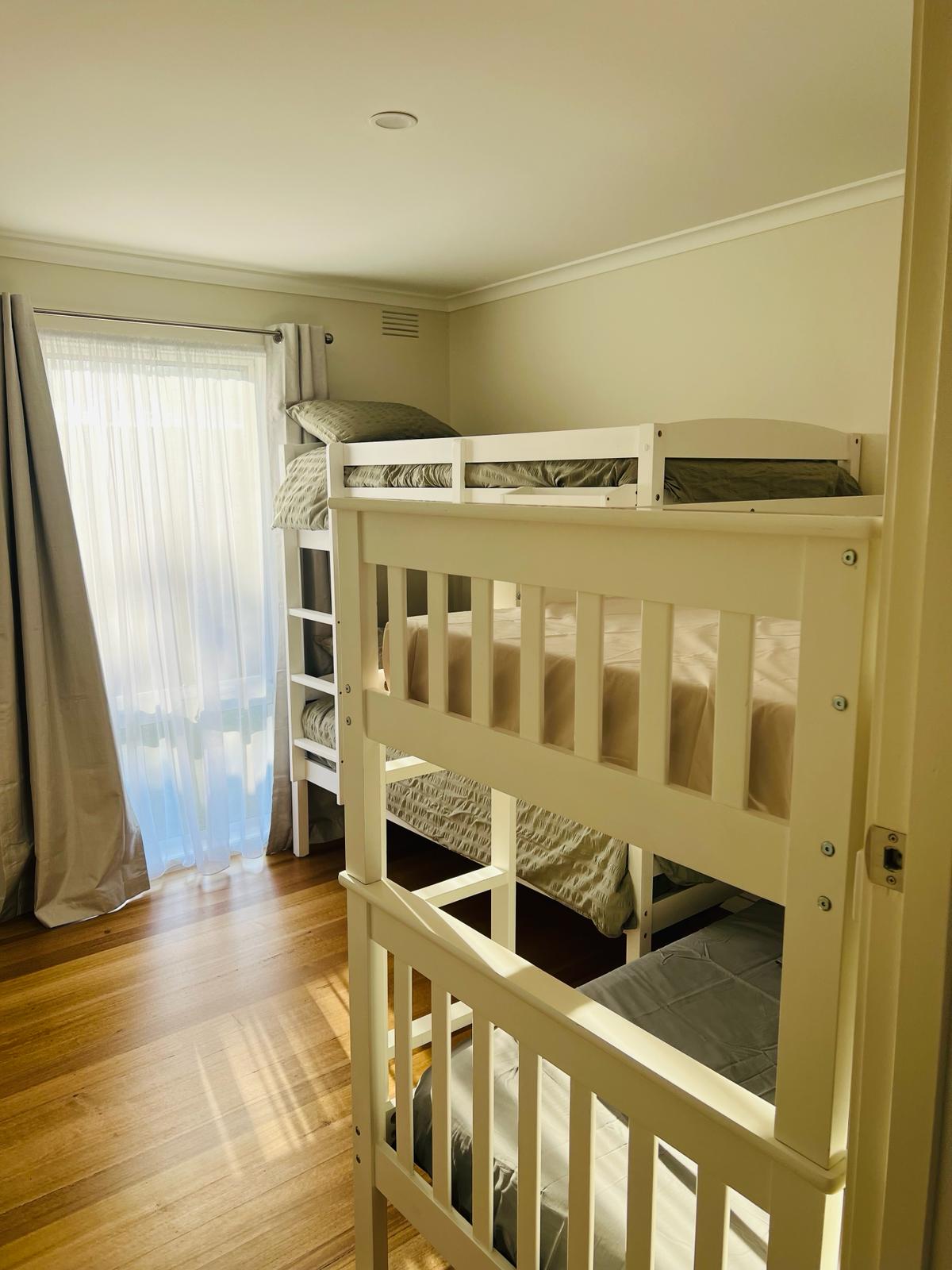 Etagenbetten, Schlafplätze für 4 Erwachsene oder Kinder.