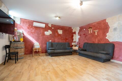 Top performing Airbnb: Beach house Caska in Caska