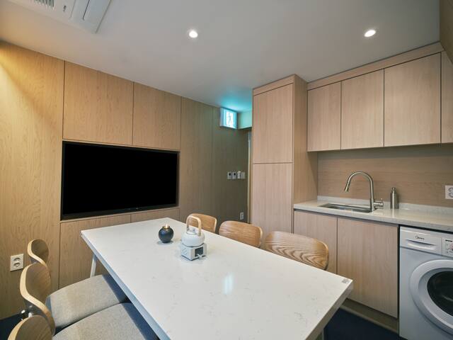 Dandelion City Seoul managed Airbnb listing 2