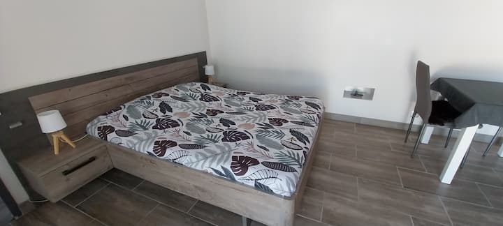 Spavaća soba 1