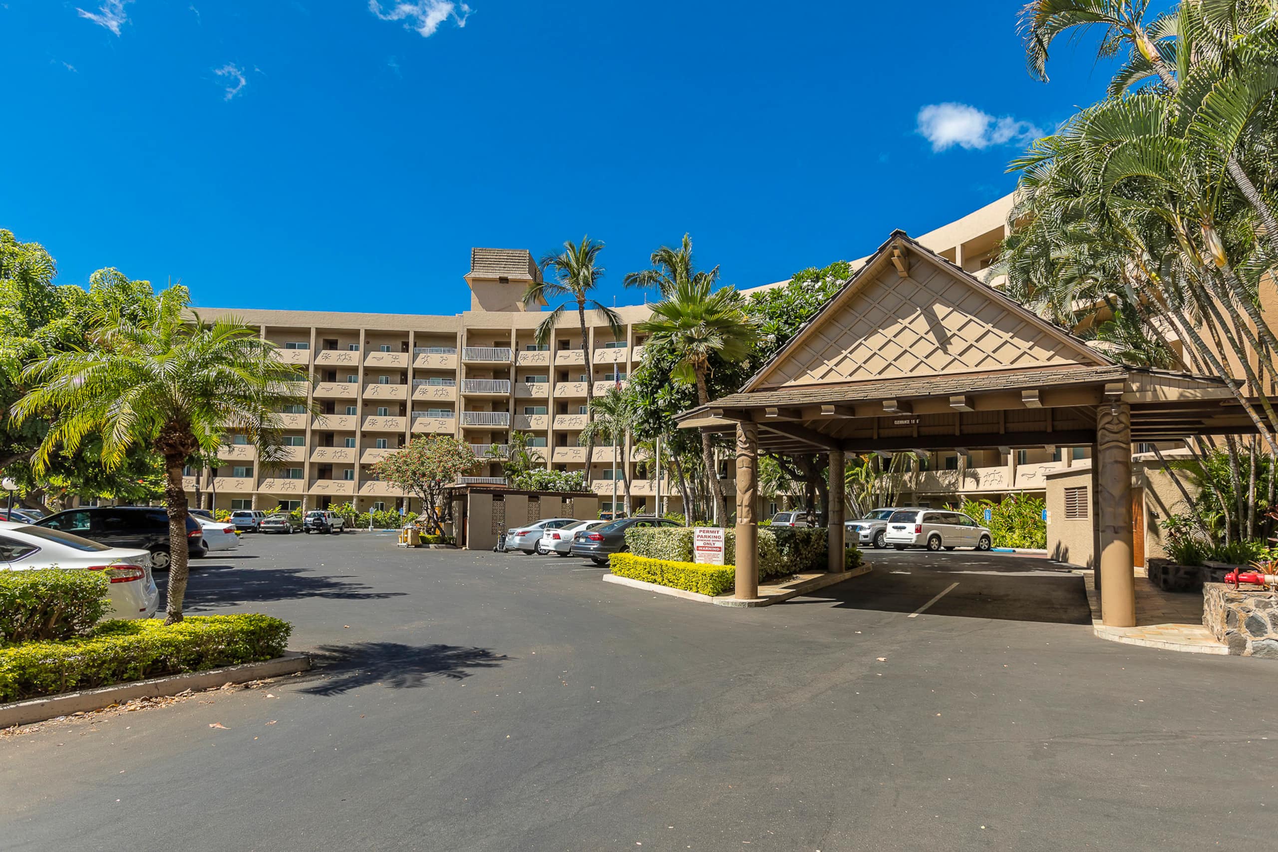 Beautiful Oceanfront Condo - Image 27