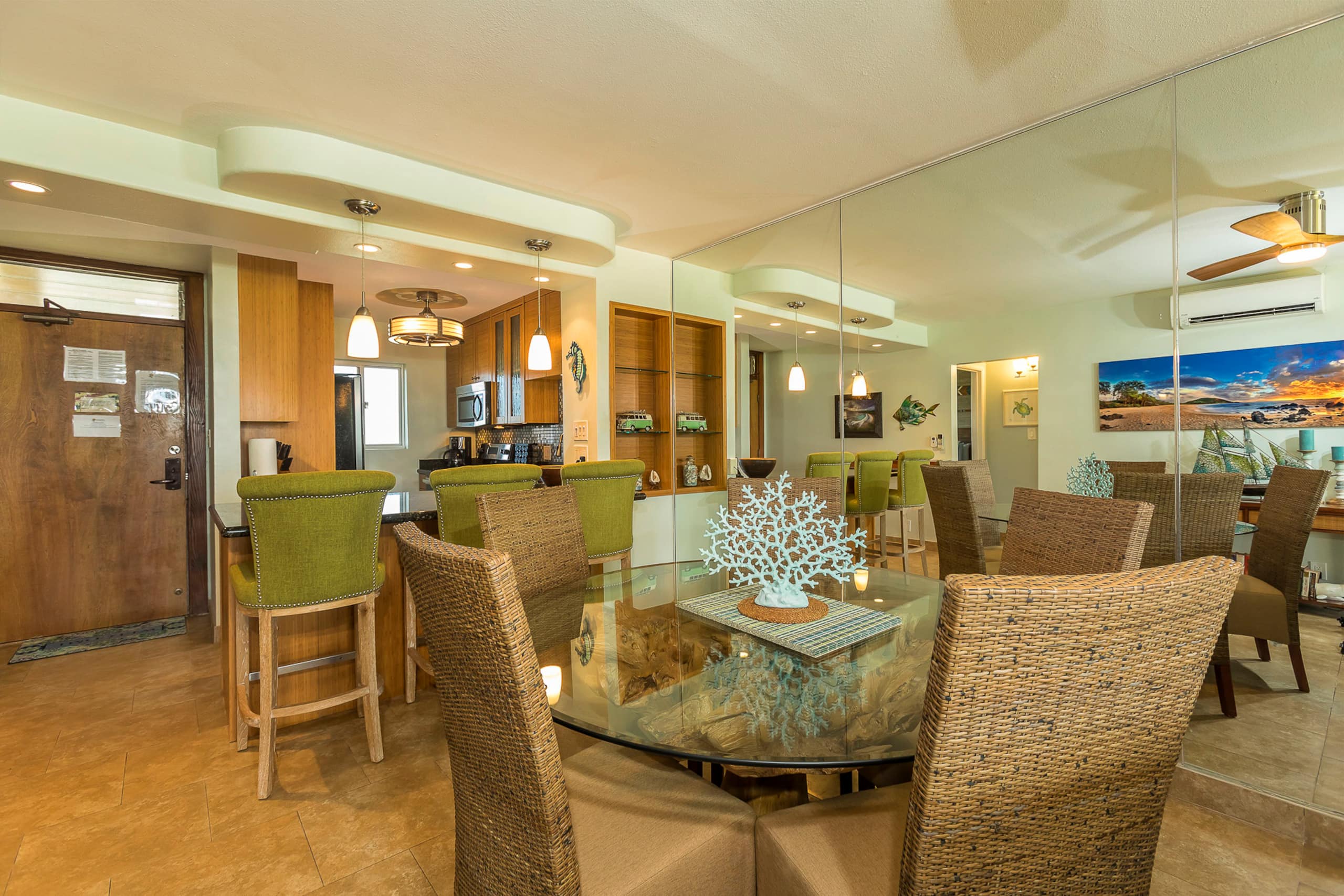 Beautiful Oceanfront Condo - Image 11