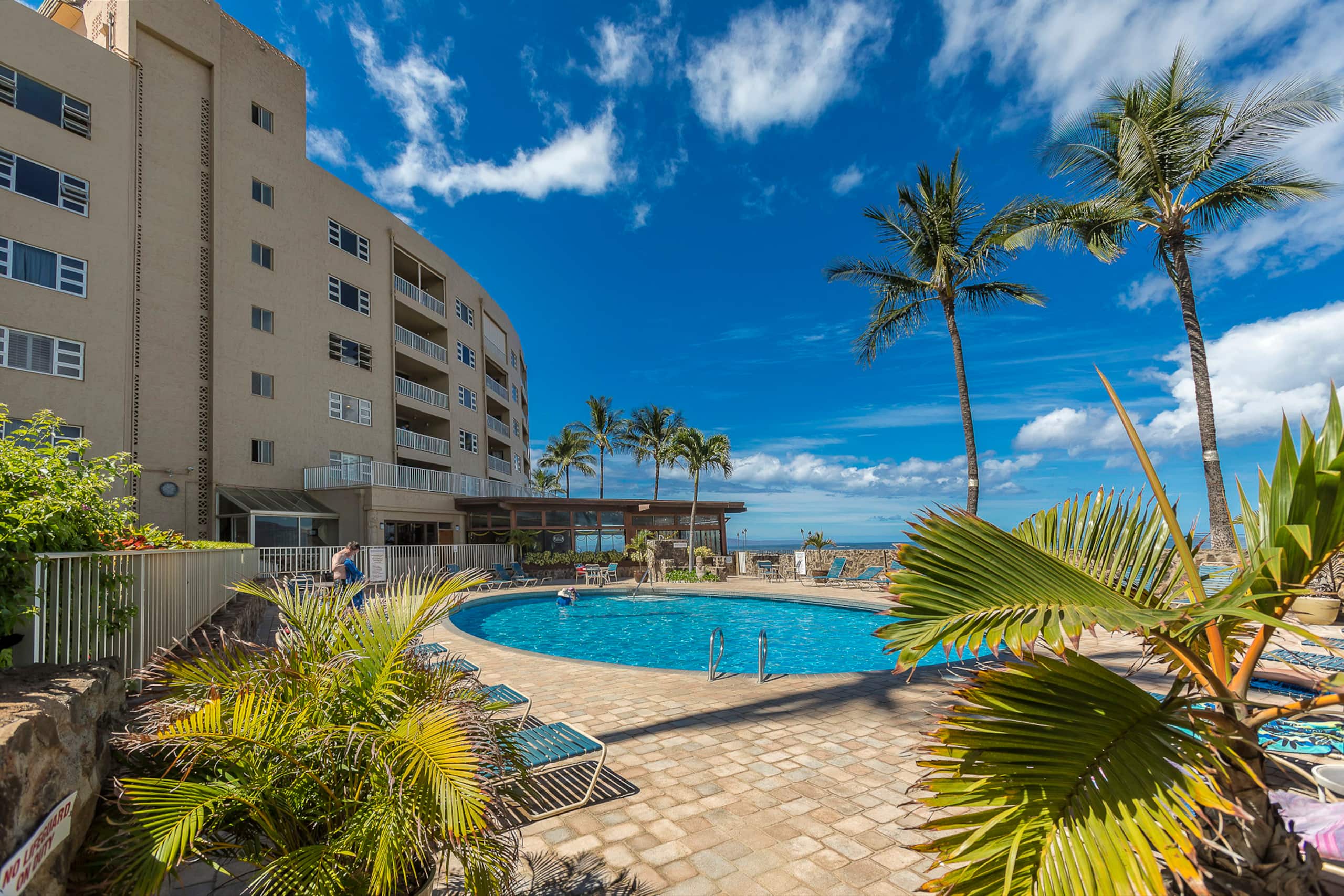 Beautiful Oceanfront Condo - Image 26