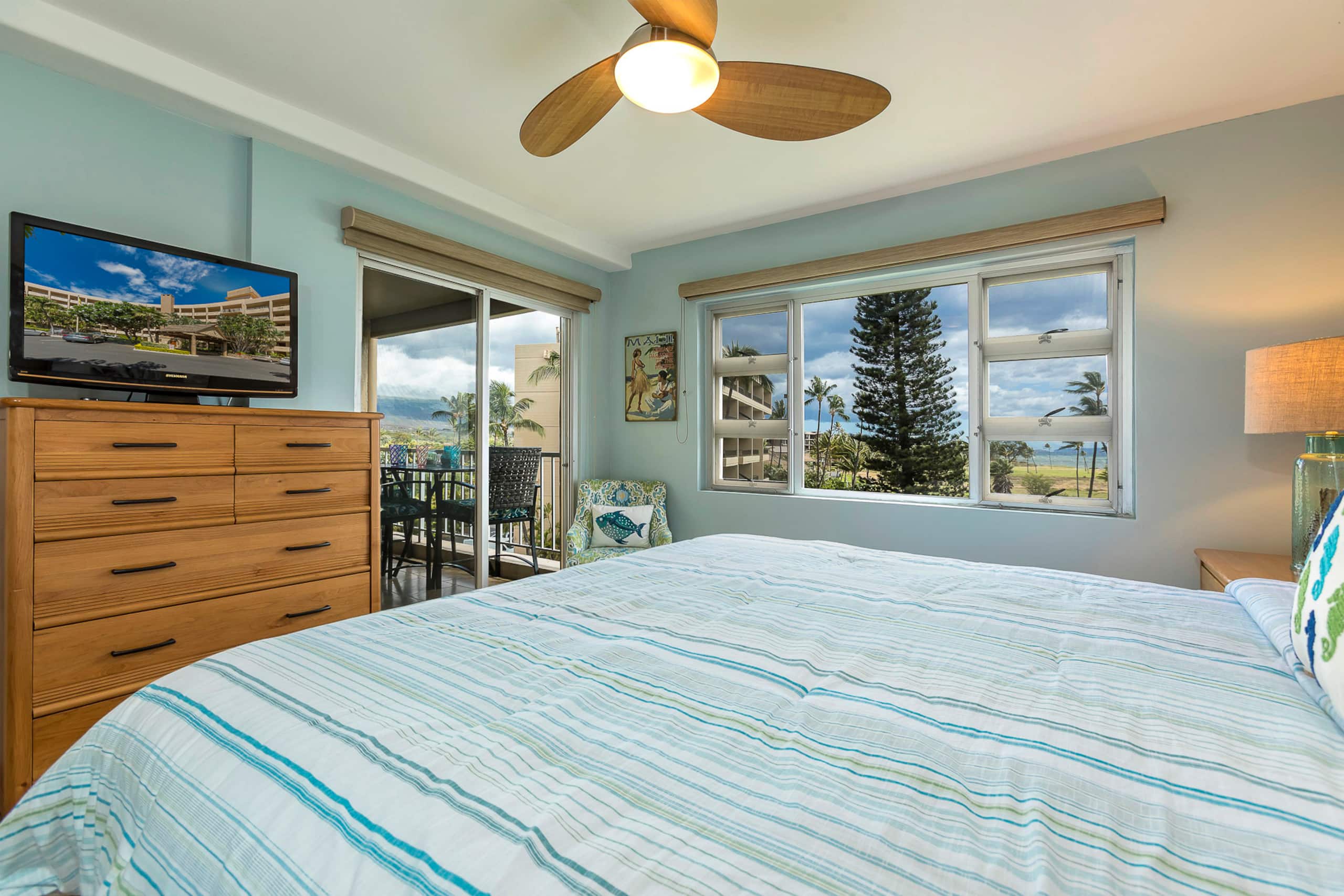 Beautiful Oceanfront Condo - Image 13