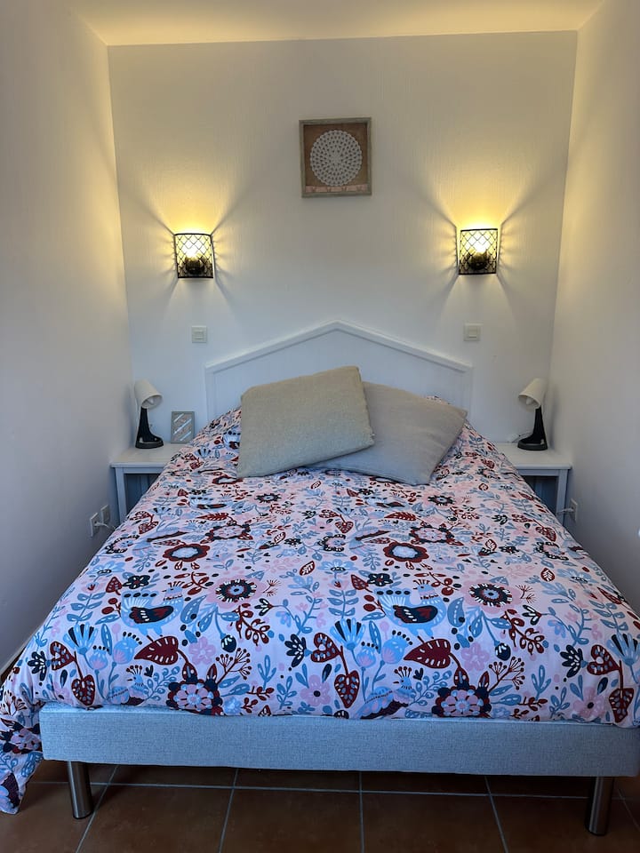 Chambre adulte lit 140