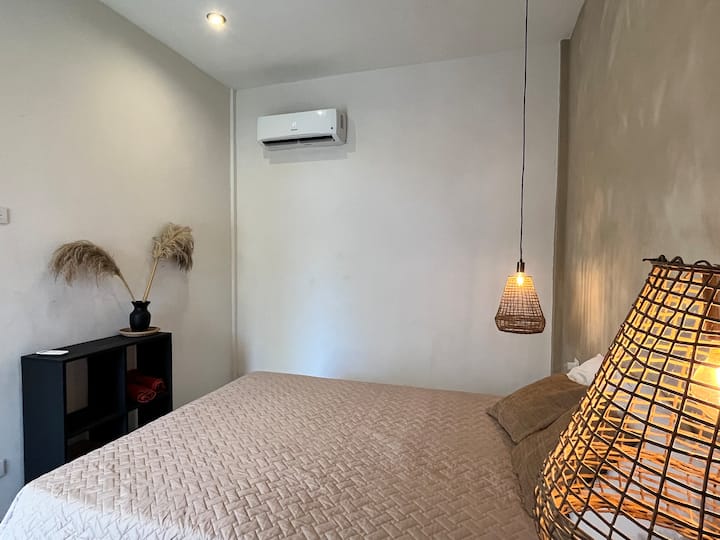 საძინებელი 1