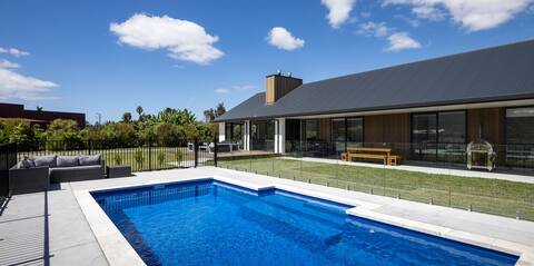 House + Pool (6 bedroom option available)