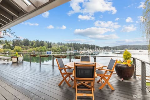 Vashon waterside cottage