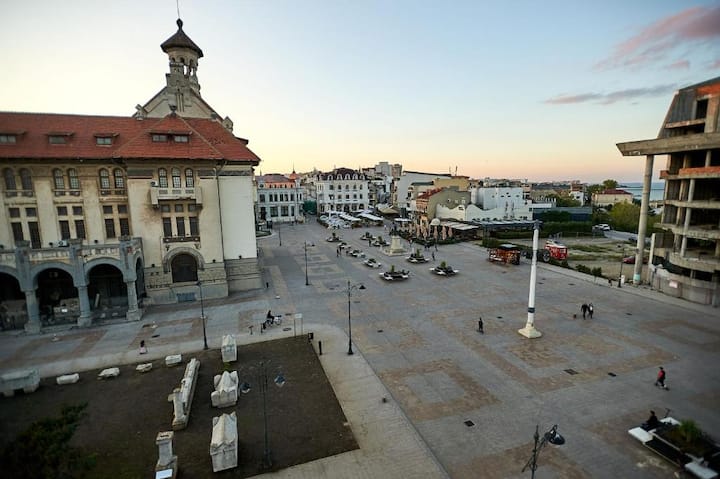 Piata Ovidiu Old Town Constanta - Constanța