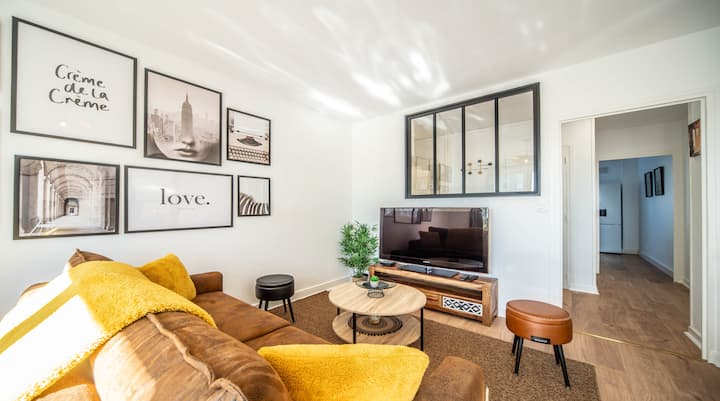 "Home Sweet Home" - Chalon-sur-Saône
