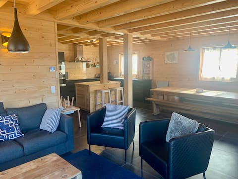 Cozy cottage for 8 people