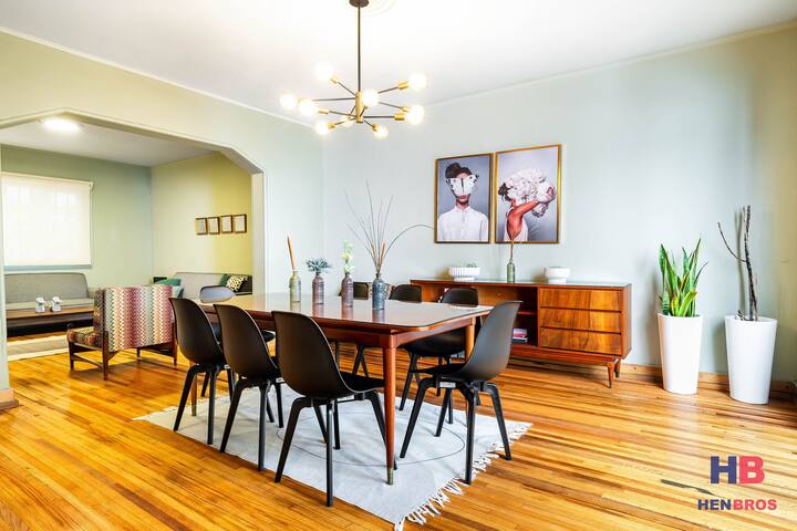 Hermosa Casa Remodelada con Terraza privada gallery image 2